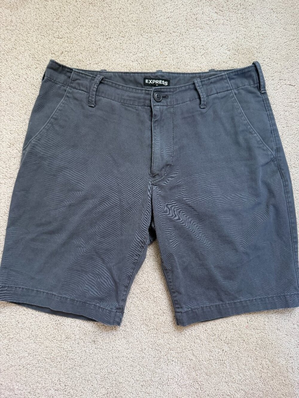 Express Men’s Gray Chino Shorts Size 31 Flat Front Casual 100% Cotton